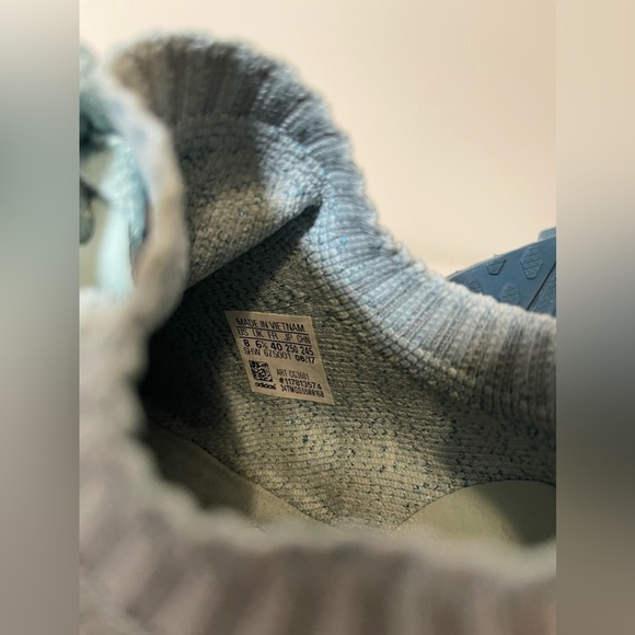 NMD R1 Adidas Sneakers- Sea Crystal - Picture 7 of 11